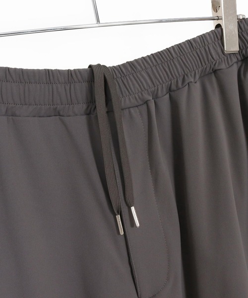 GLIMCLAP（グリムクラップ）の「mp14558-Airy Smooth Fabric Shorts ショートパンツ(201-027-gls-cg)（その他パンツ・メンズ・ブラック/ベージュ/チャコール・L/M/S）」の8枚目の写真
