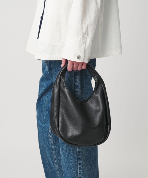 UNITED ARROWS（ユナイテッドアローズ）の「UNFINISHED LEATHER SHOLDER BAG/アンフィニッシュドレザー ショルダーバッグ（ショルダーバッグ・メンズ・ブラック・FREE）」の11枚目の写真