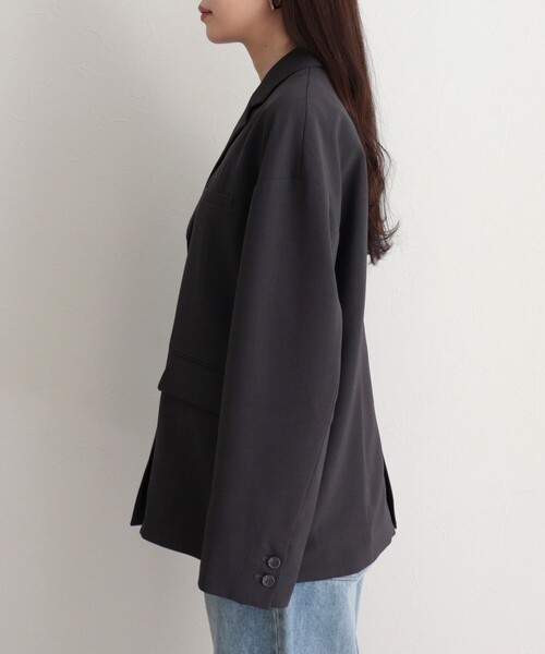 fredy emue（フレディエミュ）の「シングルオーバーテーラードジャケット（テーラードジャケット・レディース・チャコールグレー/ベージュ・38）」の10枚目の写真