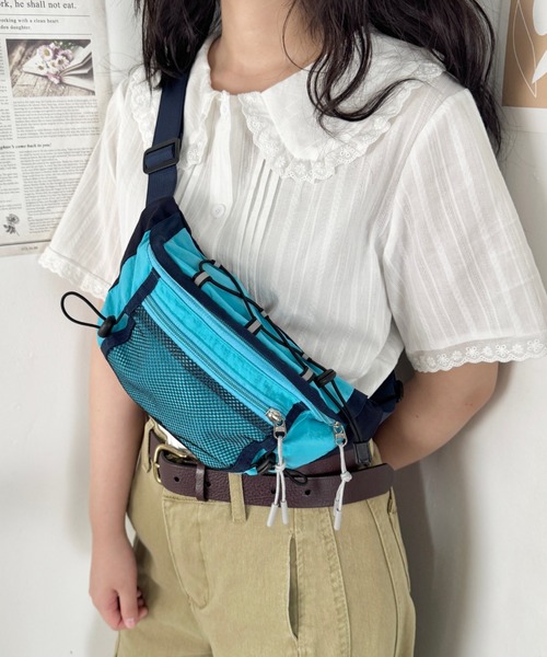 SOLLON.(ソルロン)の「カラフルドロストナイロンボディバッグ/ウエストバッグ(ボディバッグ/ウエストポーチ・レディース・パープル/ブルー/カーキ・FREE)」の2枚目の写真