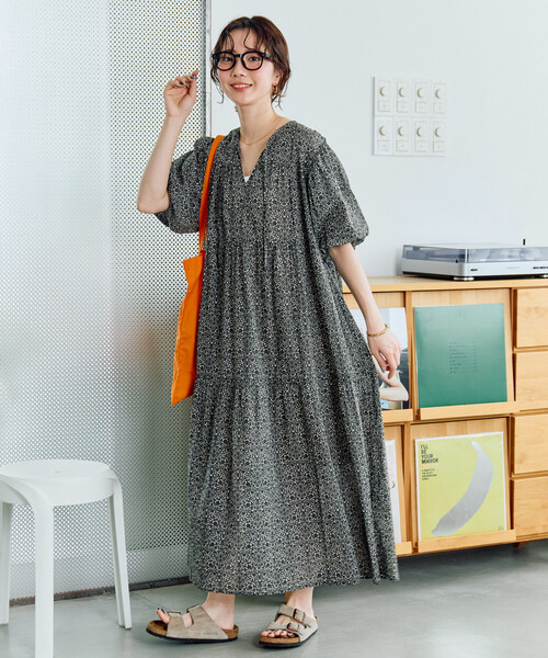 FREAK'S STORE(フリークスストア)の「限定展開 インド 2トーン 花柄 半袖 スキッパー ワンピース(ワンピース・レディース・ブラック/ブルー/グリーン/レッド・SMALL/MEDIUM)」の11枚目の写真