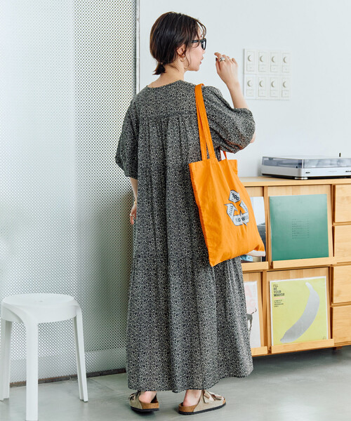 FREAK'S STORE(フリークスストア)の「限定展開 インド 2トーン 花柄 半袖 スキッパー ワンピース(ワンピース・レディース・ブラック/ブルー/グリーン/レッド・SMALL/MEDIUM)」の13枚目の写真