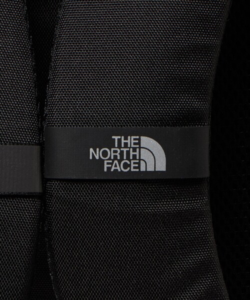 THE NORTH FACE(ザノースフェイス)の「<THE NORTH FACE>ボルダー トートパック/デイパック(バックパック/リュック・レディース・ナチュラル/ブラック・FREE)」の11枚目の写真