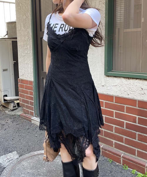 ROGER AND RAW(ロジャーアンドロウ)の「レースミニキャミソールワンピース(ワンピース・レディース・ホワイト/ブラック・FREE)」の7枚目の写真