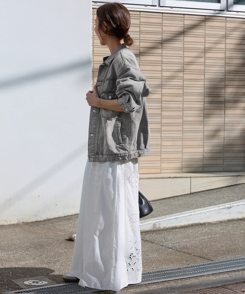 JOURNAL STANDARD relume（ジャーナルスタンダード　レリューム）の「デニムトラッカージャケット（デニムジャケット・レディース・ライトグレー/ブルー・FREE）」の4枚目の写真