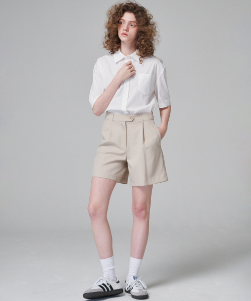 MALOUPE(マロップ)の「2205 サマー ワンタック ショートパンツ (ベージュ)(その他パンツ・レディース・ベージュ・26/28/30)」の2枚目の写真