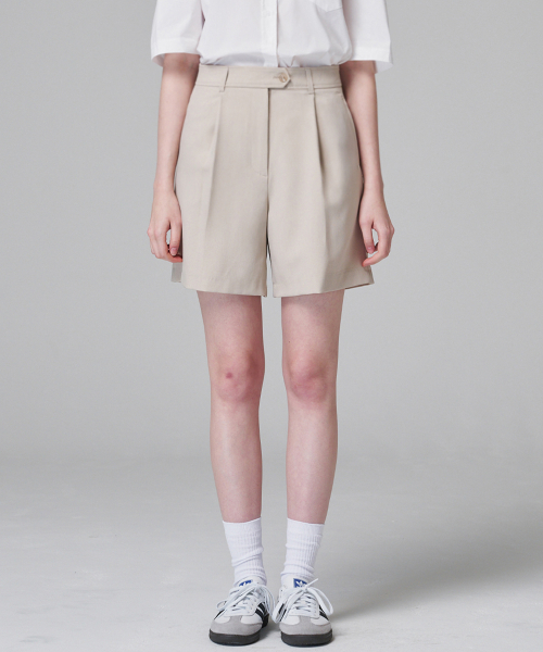 MALOUPE(マロップ)の「2205 サマー ワンタック ショートパンツ (ベージュ)(その他パンツ・レディース・ベージュ・26/28/30)」の7枚目の写真