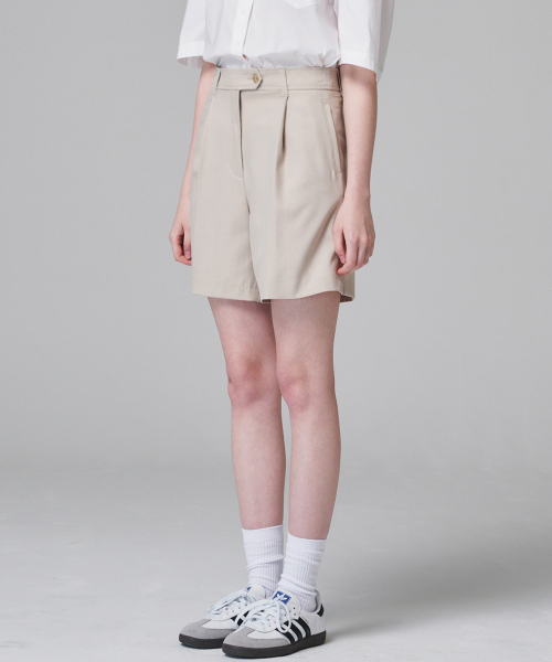 MALOUPE(マロップ)の「2205 サマー ワンタック ショートパンツ (ベージュ)(その他パンツ・レディース・ベージュ・26/28/30)」の8枚目の写真