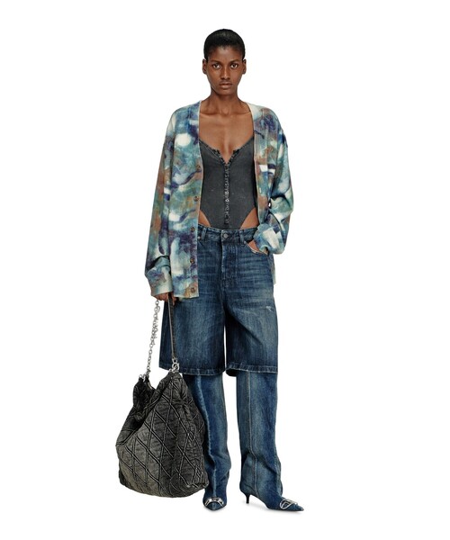 DIESEL(ディーゼル)の「ウィメンズ M-ILLUM-CARDIGAN(カーディガン/ボレロ・レディース・ネイビー・LARGE/SMALL/MEDIUM)」の3枚目の写真