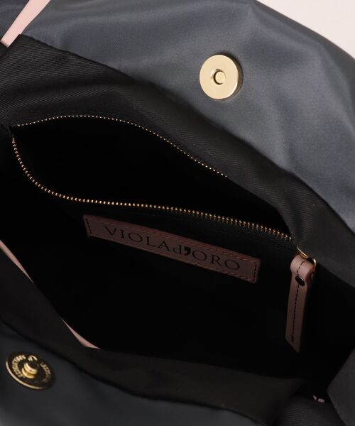 VIOLAd'ORO（ヴィオラドーロ）の「【VIOLAd'ORO/ヴィオラドーロ】ノットハンドル ナイロントートバッグ　made in japan　Lサイズ（トートバッグ・レディース・ベージュ系その他/ブラック/チャコールグレー/ベージュ/モカ・FREE）」の9枚目の写真