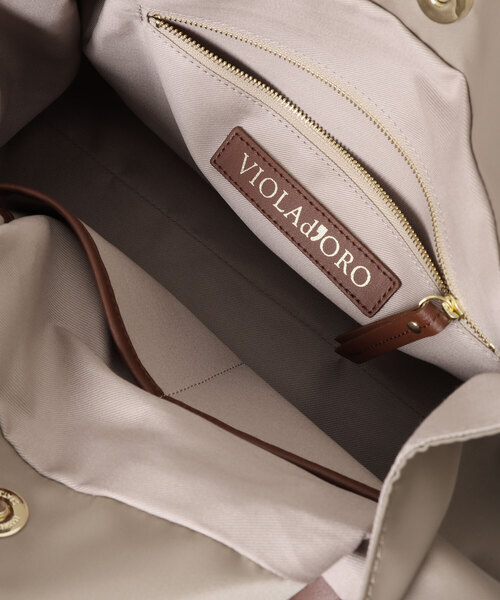 VIOLAd'ORO（ヴィオラドーロ）の「【VIOLAd'ORO/ヴィオラドーロ】ノットハンドル ナイロントートバッグ　made in japan　Lサイズ（トートバッグ・レディース・ベージュ系その他/ブラック/チャコールグレー/ベージュ/モカ・FREE）」の10枚目の写真
