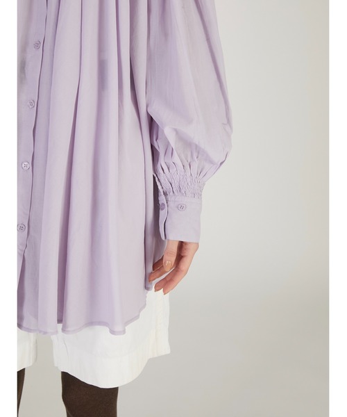 crinkle crinkle crinkle（クリンクルクリンクルクリンクル）の「【crinkle crinkle crinkle】sheer gather  volume blouse/シアーギャザーボリュームブラウス（シャツ/ブラウス・レディース・パープル/ホワイト・FREE）」の8枚目の写真