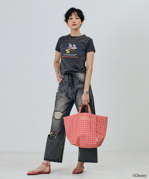 Freada(フリーダ)の「Freada/フリーダ 【MICKEY / ミッキー 】コンパクト ちびTシャツ(Tシャツ/カットソー・レディース・ブラック/ホワイト・ONE SIZE)」の17枚目の写真