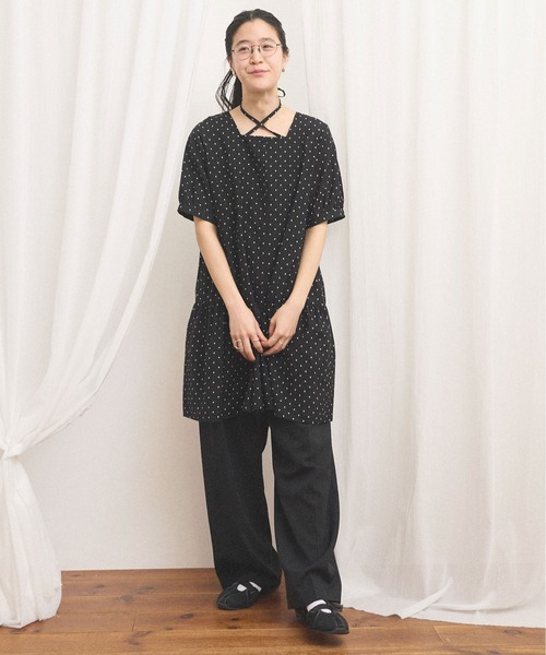 fig London(フィグロンドン)の「CottonCupra lawn mini dress(ワンピース・レディース・レッド/ドット・FREE)」の2枚目の写真