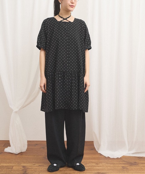 fig London(フィグロンドン)の「CottonCupra lawn mini dress(ワンピース・レディース・レッド/ドット・FREE)」の6枚目の写真