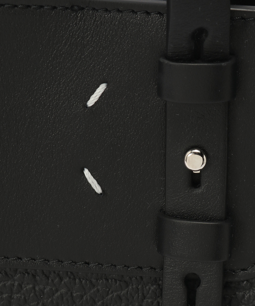 EDIFICE（エディフィス）の「MAISON MARGIELA(メゾン マルジェラ)  Shopping Vertical Mini（トートバッグ・メンズ・ブラック・FREE）」の10枚目の写真