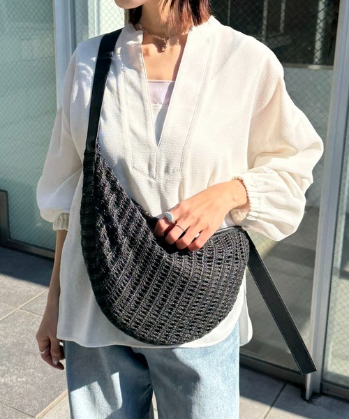 COLLAGE GALLARDAGALANTE（コラージュガリャルダガランテ）の「PAPILLONNER/ラウンドメッシュショルダーバッグ（ショルダーバッグ・レディース・アイボリー/ブラック・FREE）」の16枚目の写真