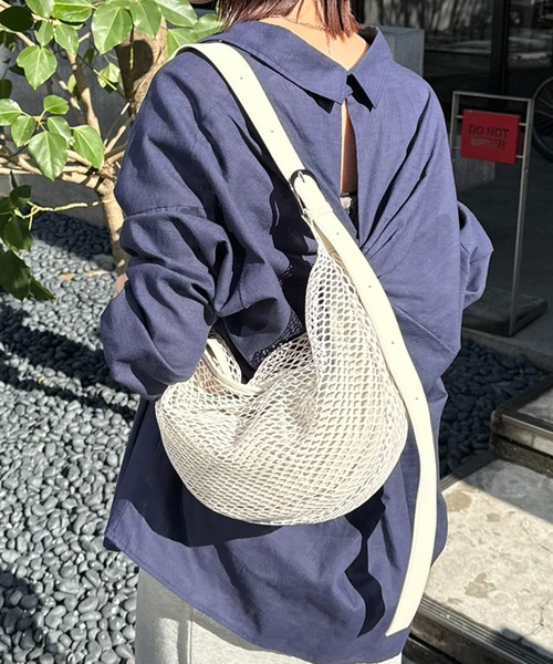 COLLAGE GALLARDAGALANTE（コラージュガリャルダガランテ）の「PAPILLONNER/ラウンドメッシュショルダーバッグ（ショルダーバッグ・レディース・アイボリー/ブラック・FREE）」の8枚目の写真