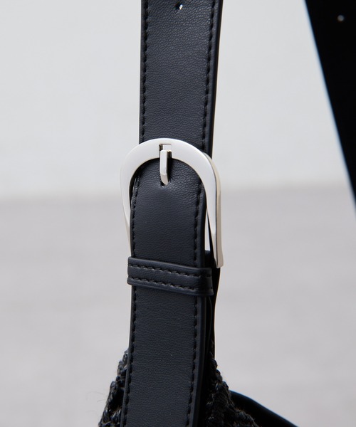 COLLAGE GALLARDAGALANTE（コラージュガリャルダガランテ）の「PAPILLONNER/ラウンドメッシュショルダーバッグ（ショルダーバッグ・レディース・アイボリー/ブラック・FREE）」の13枚目の写真