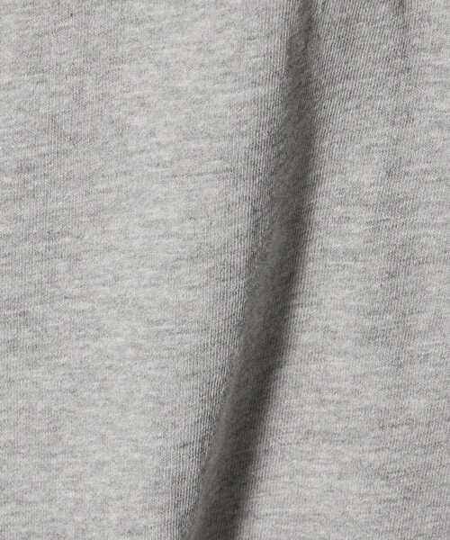 6(ロク)の「<6(ROKU)>NEW YORK CITY GIRL GRAY Tシャツ(Tシャツ/カットソー・レディース・グレー系・L/S)」の8枚目の写真