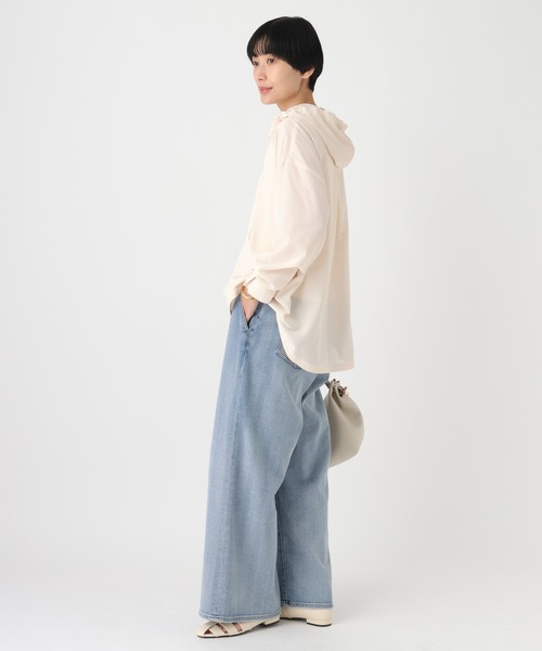 Elura(エルーラ)の「アイロンいらずフードシャツ/659651(シャツ/ブラウス・レディース・オフホワイト/ブラウン/ピンク/ブラック・FREE)」の6枚目の写真