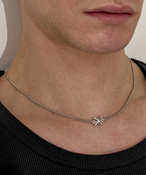 M.C-N-10 Flower Cubic Point Necklace（ネックレス）｜AG47（エイジー