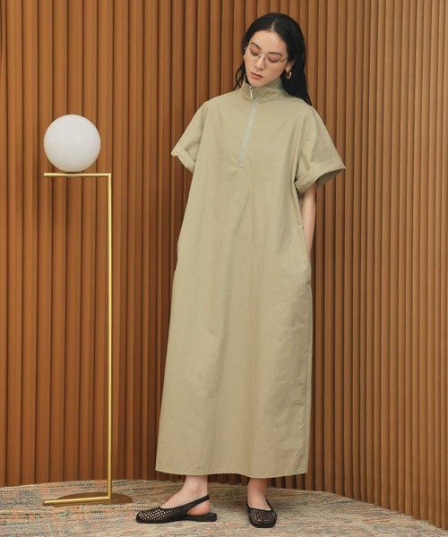 ELFRANK(エルフランク)の「【2026SS】ハーフジップAラインロングワンピース 半袖(ワンピース・レディース・ベージュ/チャコールグレー・FREE)」の12枚目の写真