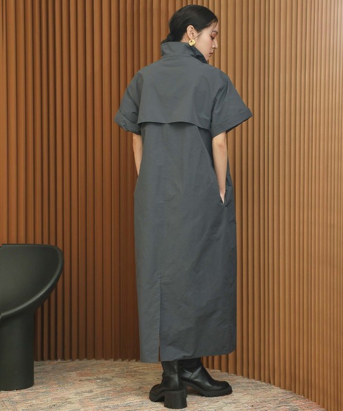 ELFRANK(エルフランク)の「【2026SS】ハーフジップAラインロングワンピース 半袖(ワンピース・レディース・ベージュ/チャコールグレー・FREE)」の17枚目の写真