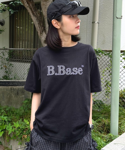BROKEN BASE(ブロークンベース)の「B.Base Assort Zigzag Patchwork Tee / B.BaseアソートジグザグパッチワークTee(Tシャツ/カットソー・メンズ・ブラック/グレー/カーキ系1/ネイビー/グレー系1/ホワイト/ブラウン系1/ブラック×カーキ/ブラック系1/ネイビー系1・SMALL/LARGE/MEDIUM)」の11枚目の写真