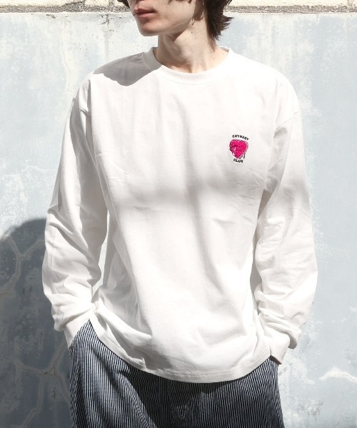LUXSTYLE(ラグスタイル)の「CRYBABYサガラ刺繍ロンT(Tシャツ/カットソー・メンズ・ホワイト×レッド/ホワイト×ブルー/ブラック×レッド/ブラック×ブルー・L/M)」の2枚目の写真