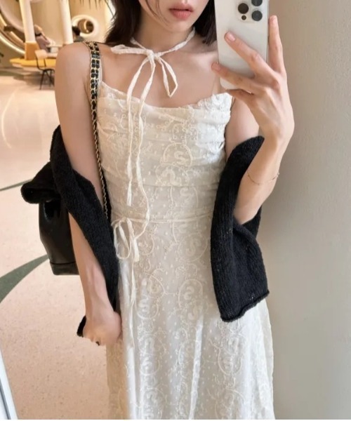 FREE STYLISTS（フリー スタイリスト）の「YUGA_YGMC　　Korean-style　Embroidered lace dress（ワンピース・レディース・ホワイト/オフホワイト・FREE）」の4枚目の写真
