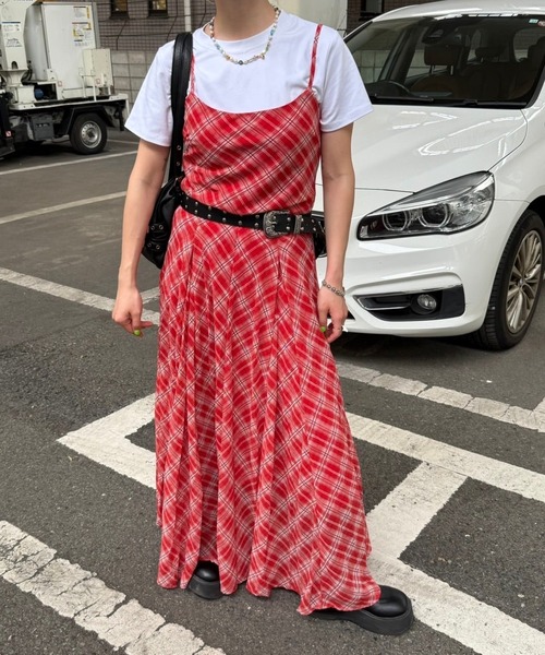 lanan select（ラナンセレクト）の「チェック柄 ローウエストロングキャミワンピ Plaid Low Waist Long Cami Dress（ワンピース・レディース・レッド・S）」の10枚目の写真