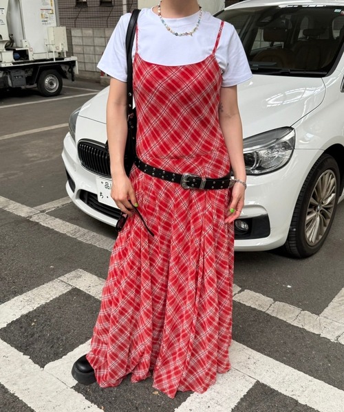 lanan select（ラナンセレクト）の「チェック柄 ローウエストロングキャミワンピ Plaid Low Waist Long Cami Dress（ワンピース・レディース・レッド・S）」の11枚目の写真