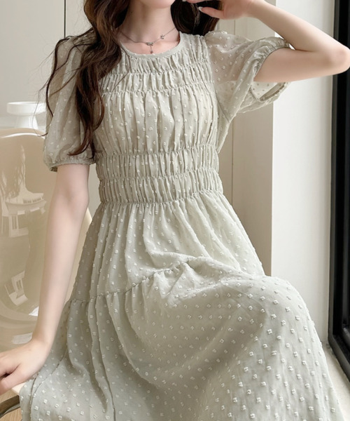 Ada.(エイダ)の「立体ドット柄 ウエストマーク シャーリング ティアード ロング ワンピース(ワンピース・レディース・グリーン/アイボリー/ブラック/ブルー・FREE)」の1枚目の写真