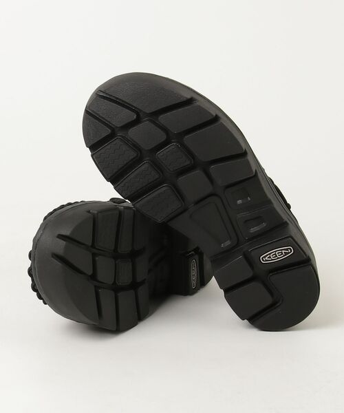 KEEN(キーン)の「UNEEK PLT MARY JANE|ユニーク ピーエルティ― メリー ジェーン|オールジェンダー(サンダル・レディース・ブラック・23cm/24cm/26cm/25cm/28cm/27cm)」の3枚目の写真
