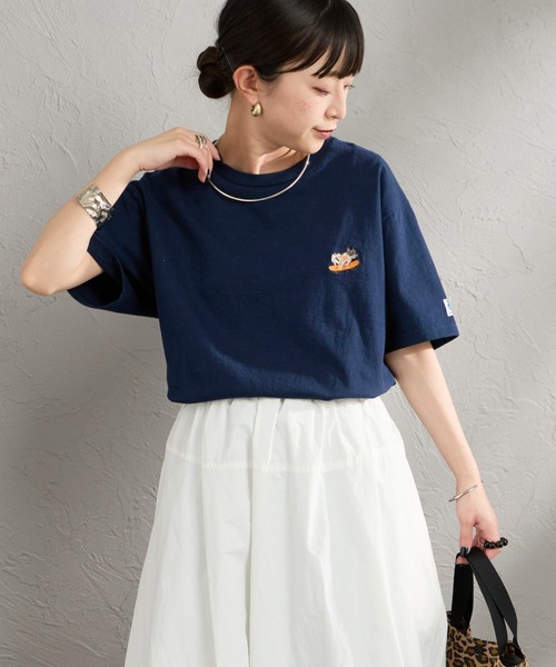 The Endless Summer（エンドレスサマー）の「[The Endless Summer/エンドレスサマー] 別注 ワンポイントBUHI刺繍ロゴ ショートスリーブTシャツ（Tシャツ/カットソー・レディース・ホワイト/グレー/ネイビー・M/L/XL）」の3枚目の写真