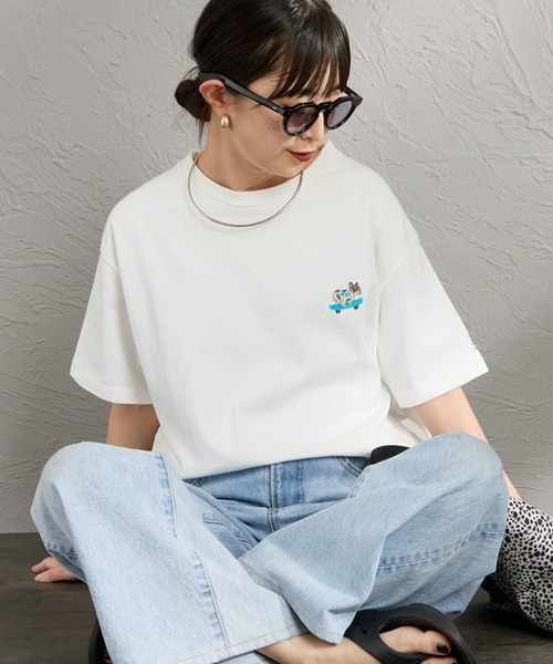 The Endless Summer（エンドレスサマー）の「[The Endless Summer/エンドレスサマー] 別注 ワンポイントBUHI刺繍ロゴ ショートスリーブTシャツ（Tシャツ/カットソー・レディース・ホワイト/グレー/ネイビー・M/L/XL）」の2枚目の写真