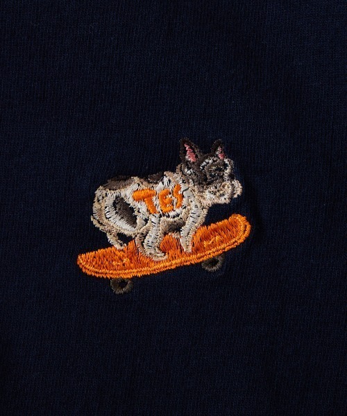 The Endless Summer（エンドレスサマー）の「[The Endless Summer/エンドレスサマー] 別注 ワンポイントBUHI刺繍ロゴ ショートスリーブTシャツ（Tシャツ/カットソー・レディース・ホワイト/グレー/ネイビー・M/L/XL）」の6枚目の写真