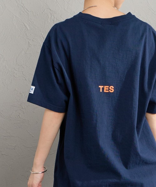 The Endless Summer（エンドレスサマー）の「[The Endless Summer/エンドレスサマー] 別注 ワンポイントBUHI刺繍ロゴ ショートスリーブTシャツ（Tシャツ/カットソー・レディース・ホワイト/グレー/ネイビー・M/L/XL）」の15枚目の写真