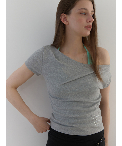 ASURA(アスラ)の「STUDDED ONE-SHOULDER T (MELANGE GREY)(Tシャツ/カットソー・レディース・その他・OS)」の1枚目の写真
