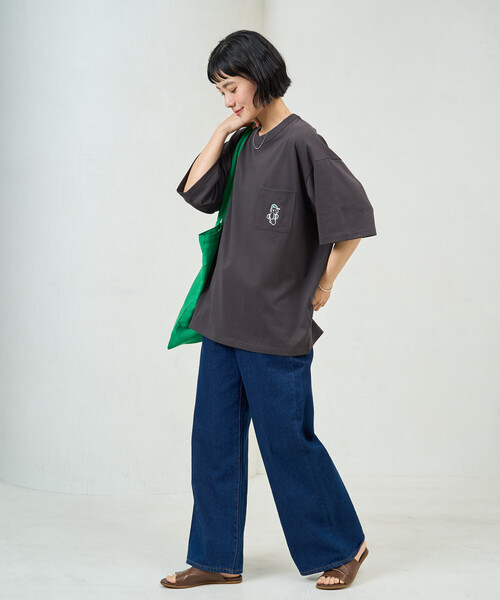 FREAK'S STORE(フリークスストア)の「tombonia/トムボニア バックプリント クルーネック ポケットTシャツ/スケートボーイ(Tシャツ/カットソー・メンズ・ネイビー/ライトグレー/ホワイト/チャコールグレー・SMALL/LARGE/MEDIUM)」の12枚目の写真