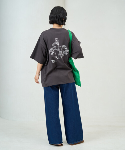 FREAK'S STORE(フリークスストア)の「tombonia/トムボニア バックプリント クルーネック ポケットTシャツ/スケートボーイ(Tシャツ/カットソー・メンズ・ネイビー/ライトグレー/ホワイト/チャコールグレー・SMALL/LARGE/MEDIUM)」の13枚目の写真