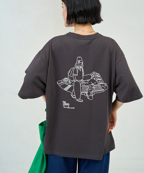 FREAK'S STORE(フリークスストア)の「tombonia/トムボニア バックプリント クルーネック ポケットTシャツ/スケートボーイ(Tシャツ/カットソー・メンズ・ネイビー/ライトグレー/ホワイト/チャコールグレー・SMALL/LARGE/MEDIUM)」の16枚目の写真