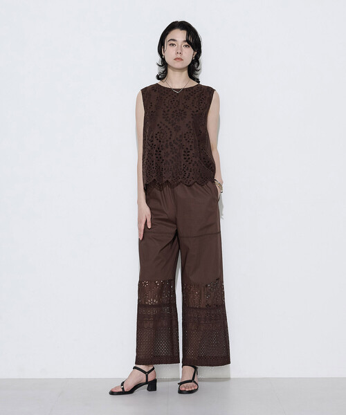 K.T KIYOKO TAKASE(キヨコタカセ)の「ボタニカル幾何刺繍 プルオーバー(Tシャツ/カットソー・レディース・ブラック/ブラウン・9号)」の8枚目の写真