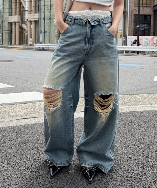 RAY CASSIN(レイカズン)の「【S・Mサイズ展開 】ダメージ折り返しワイドデニムパンツ(デニムパンツ・レディース・ブラック/スカイブルー/ブルー/ブルー系その他2・S/M)」の3枚目の写真