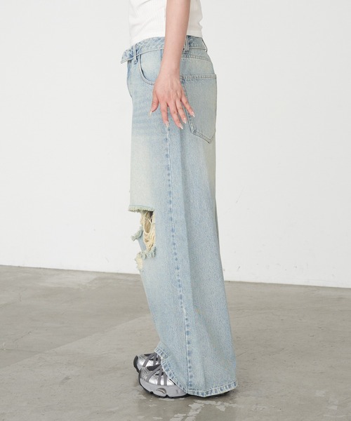 RAY CASSIN(レイカズン)の「【S・Mサイズ展開 】ダメージ折り返しワイドデニムパンツ(デニムパンツ・レディース・ブラック/スカイブルー/ブルー/ブルー系その他2・S/M)」の22枚目の写真