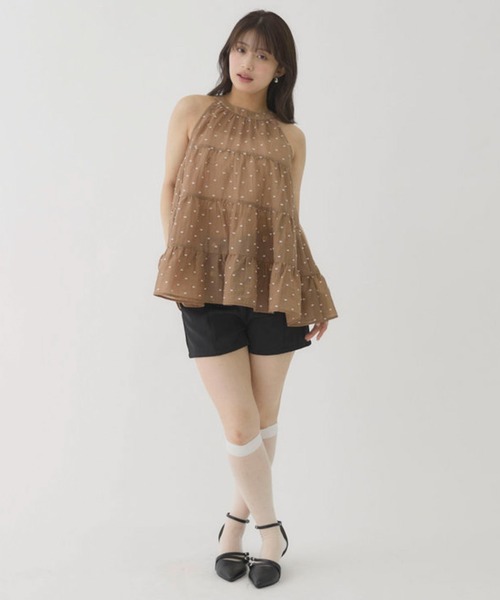 archives(アルシーヴ)の「金釦コンパクトショートパンツ(その他パンツ・レディース・ベージュ/ブラック・MEDIUM)」の11枚目の写真