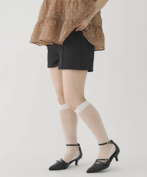 archives(アルシーヴ)の「金釦コンパクトショートパンツ(その他パンツ・レディース・ベージュ/ブラック・MEDIUM)」の16枚目の写真
