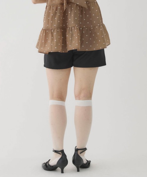 archives(アルシーヴ)の「金釦コンパクトショートパンツ(その他パンツ・レディース・ベージュ/ブラック・MEDIUM)」の14枚目の写真