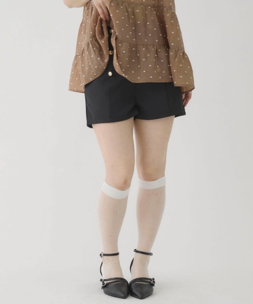 archives(アルシーヴ)の「金釦コンパクトショートパンツ(その他パンツ・レディース・ベージュ/ブラック・MEDIUM)」の17枚目の写真